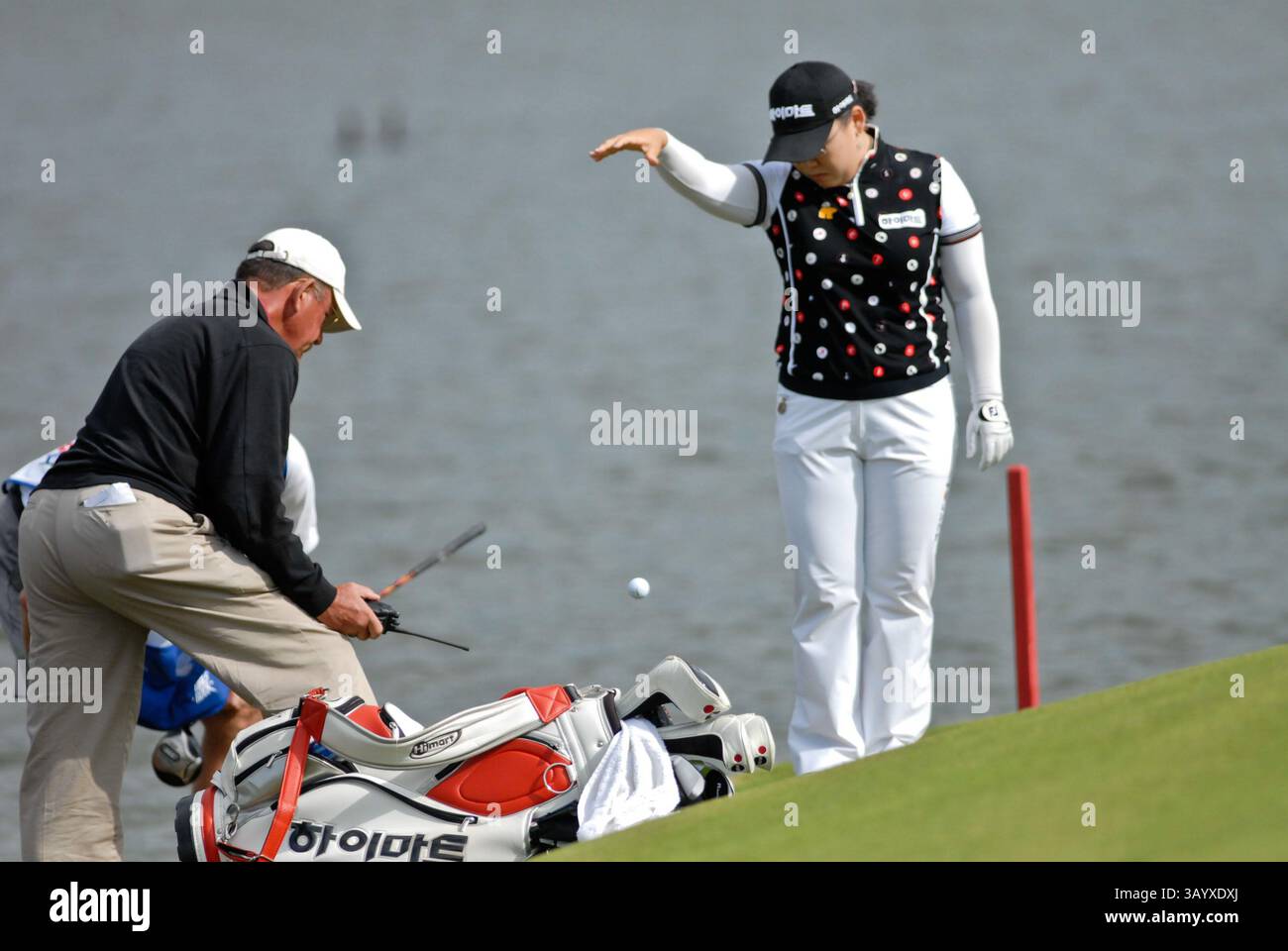 Novembre 23,2008 Ji-Yai Shin en action lors de la dernière manche du Championnat ADT de la LPGA au Trump International Golf Club à West Palm Beach, FL. (Crédit image : © Lou Novick/Cal Sport Media) Banque D'Images