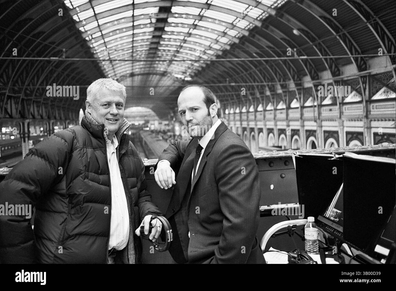 MAR. 29, 2008 - K57715ES.THE BANK JOB. FOURNI PAR ES- PHOTOS, INC..TV-FILM PHOTO. Le réalisateur Roger Donaldson et l'acteur Jason Statham (crédit image : © Globe photos/ZUMApress.com) Banque D'Images