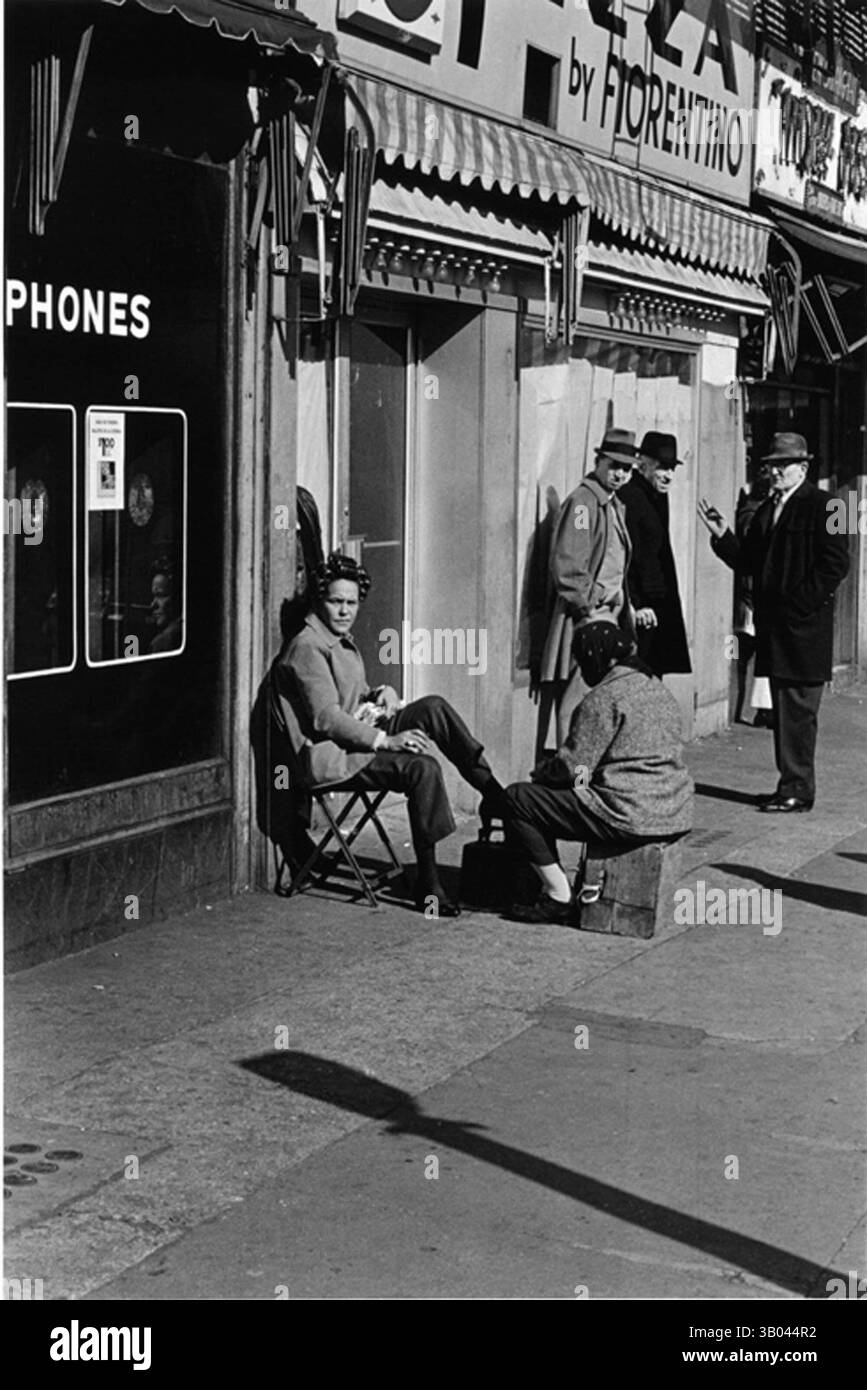 01 janv. 1970 - New York, New York, États-Unis - (Archive photo des années 1960 à 1970 Date exacte inconnue) Shoeshine. (Crédit image : © Douglas Kent Hall/ZUMA Press) Banque D'Images