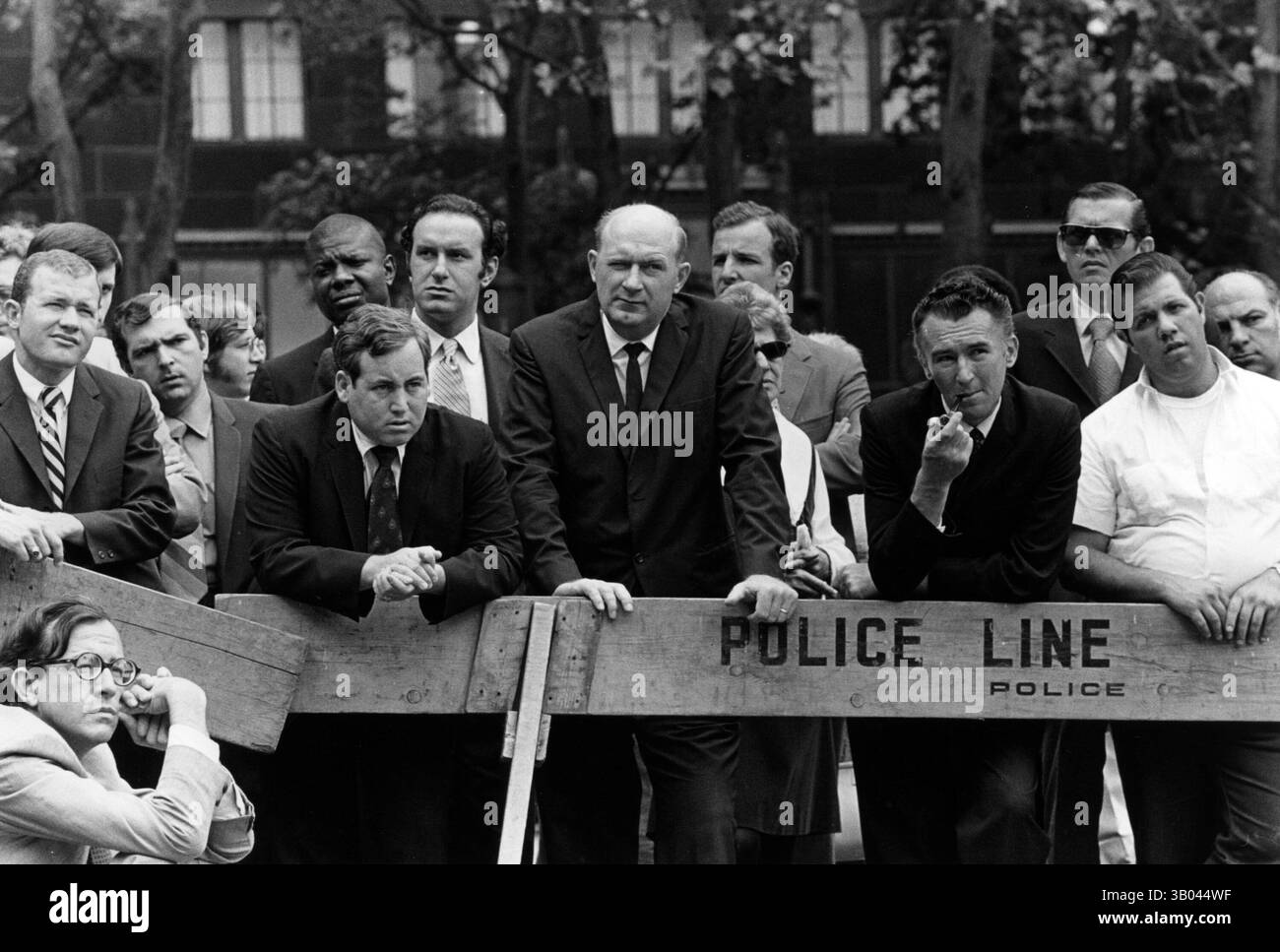 01 janv. 1970 - New York, New York, États-Unis - (Archive photo des années 1960 à 1970 Date exacte inconnue) police Line. (Crédit image : © Douglas Kent Hall/ZUMA Press) Banque D'Images