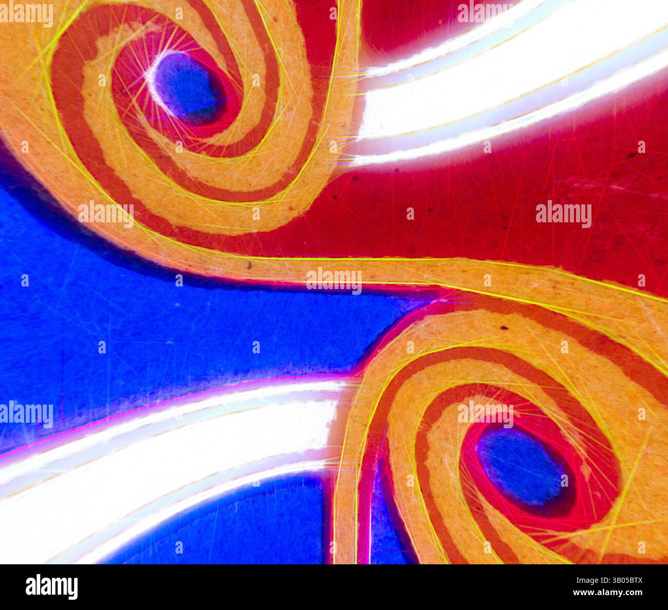 Des tourbillons vibrants s'entrelacent dans une danse dynamique de couleurs vives, créant un contraste saisissant entre les tons chauds et froids. Les spirales attirent le regard, invitant à un sentiment de mouvement et d'énergie., Un design circulaire vibrant avec des tourbillons complexes en rouge, bleu et orange, accentués par des rayures blanches qui créent un motif visuel dynamique. Art classique avec une touche moderne réinventé par Artotop, ornement égyptien transformé, art classique avec une touche moderne réinventé par Artotop Banque D'Images