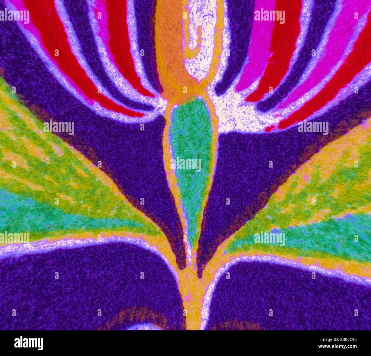 Un design abstrait éclatant aux couleurs vives et aux formes fluides, rappelant les éléments floraux stylisés. La composition mélange des violets riches, verts et rouges, créant une expérience visuelle énergique et dynamique., Un design floral vibrant avec des couleurs vives et des motifs complexes, mettant en vedette une fleur stylisée avec des pétales allongés sur un fond violet profond. Art classique avec une touche moderne réinventé par Artotop, ornement Renaissance transformé, art classique avec une touche moderne réinventé par Artotop Banque D'Images