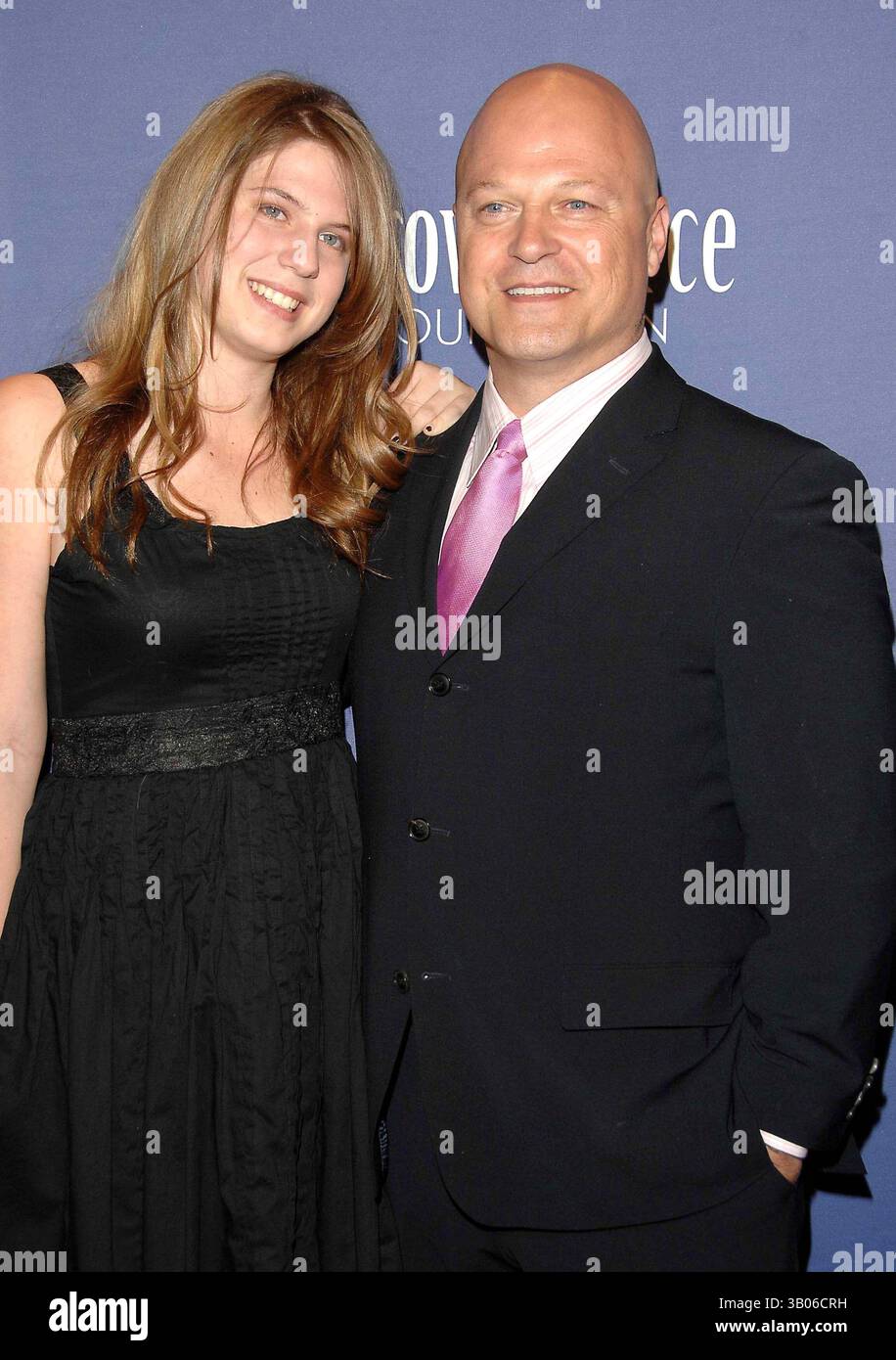 7 MARS 2007 - HOLLYWOOD, CALIFORNIE, ETATS-UNIS - K51994DL.15E BÉNÉFICE ANNUEL D'ALZHEMER UNE NUIT AU SARDI'S,. HÔTEL BEVERLY HILTON, BEVERLY HILLS VERS 3-7-07. - 2007.IMAGE : MICHAEL CHIKLIS,AUTUMN CHIKLIS(crédit image : © Dave Longendyke/Globe photos/ZUMAPRESS.com) Banque D'Images