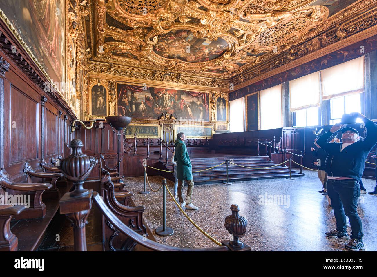 Le majestueux Hall central du Palais des Doges à Venise Banque D'Images