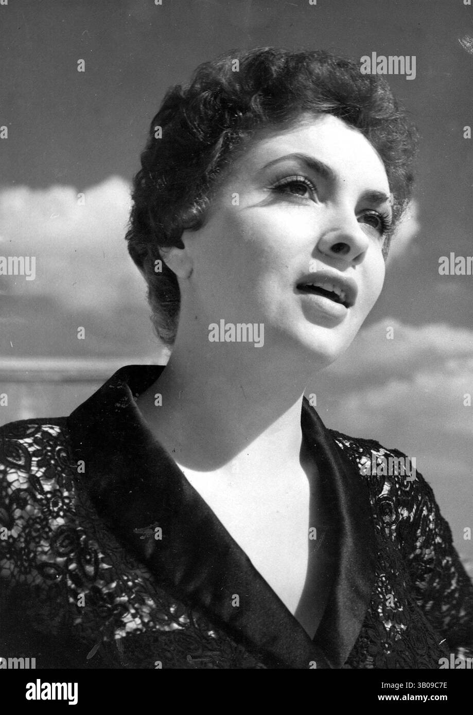 20 décembre 2010 - GINA LOLLOBRIGIDA. Photos, inc (Crédit image : © Globe photos/ZUMAPRESS.com) Banque D'Images