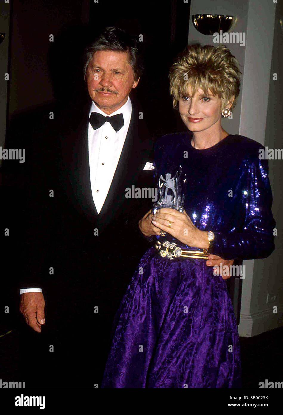 Dec. 27, 2002 - New York, New York, États-Unis - F9265. 1989.CHARLES BRONSON JILL IRLANDE. / CHARLESBRONSONRETRO(crédit image : © John Barrett/Globe photos/ZUMAPRESS.com) Banque D'Images