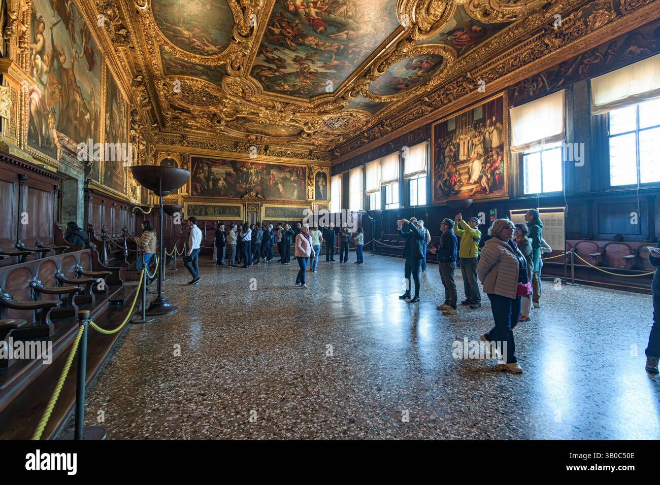 Le majestueux Hall central du Palais des Doges à Venise Banque D'Images