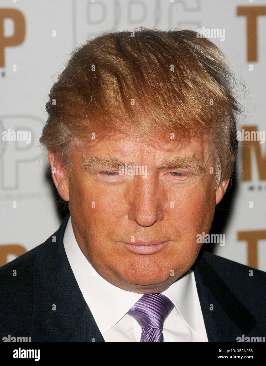 20 septembre 2006 - New York, New York, États-Unis - LE MAGAZINE TRUMP CÉLÈBRE ''LE PUBLIC'' AVEC DONALD ET IVANKA TRUMP. TRUMP TOWER LOWER LEVEL ATRIUM-NYC- 09/20/06.DONALD TRUMP. - - 2006..I11164JZ(crédit image : © John Zissel/Globe photos/ZUMAPRESS.com) Banque D'Images