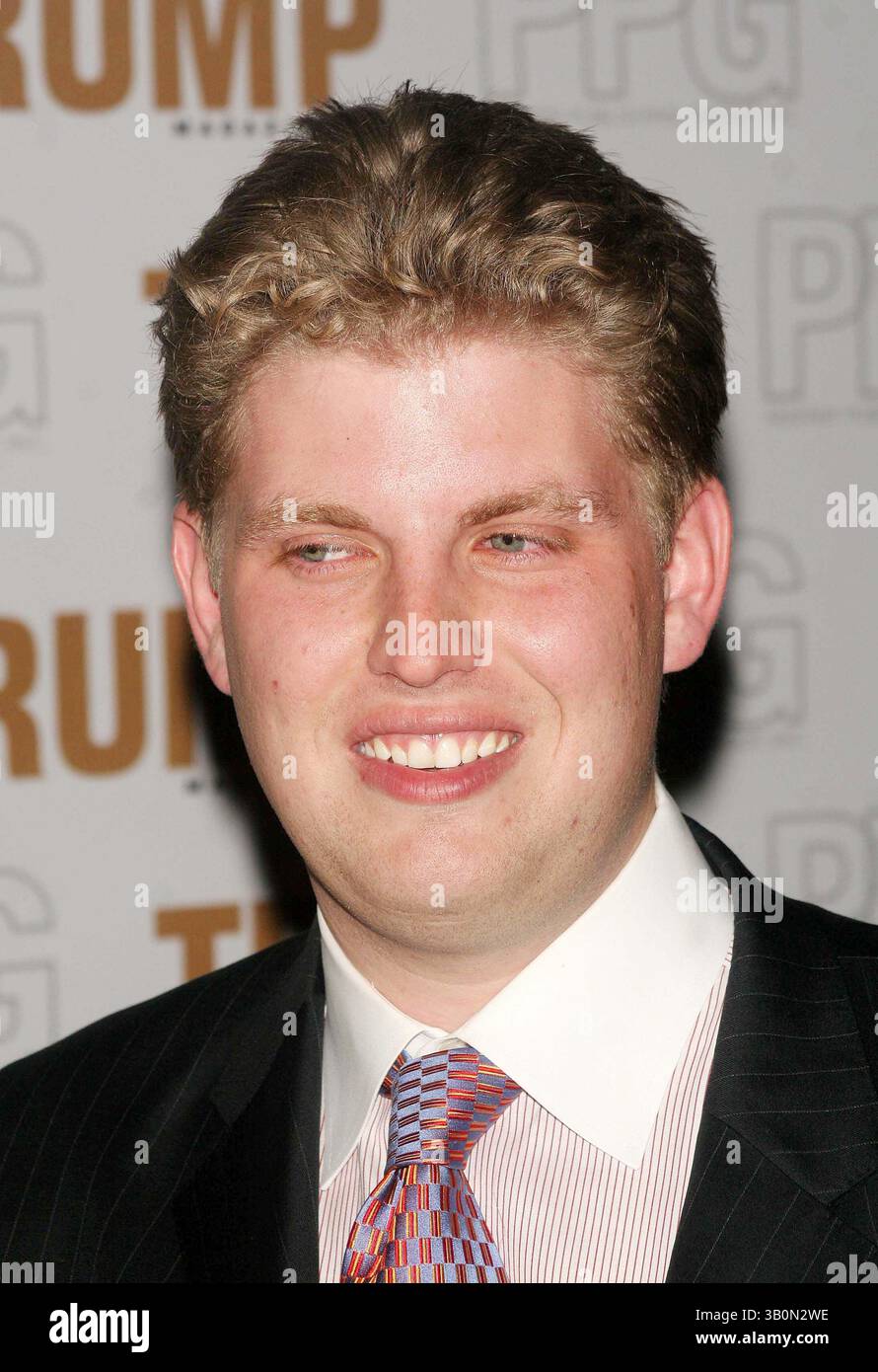 20 septembre 2006 - New York, New York, États-Unis - LE MAGAZINE TRUMP CÉLÈBRE ''LE PUBLIC'' AVEC DONALD ET IVANKA TRUMP. TRUMP TOWER LOWER LEVEL ATRIUM-NYC- 20/09/06. TRUMP. - - 2006..I11164JZ(crédit image : © John Zissel/Globe photos/ZUMAPRESS.com) Banque D'Images