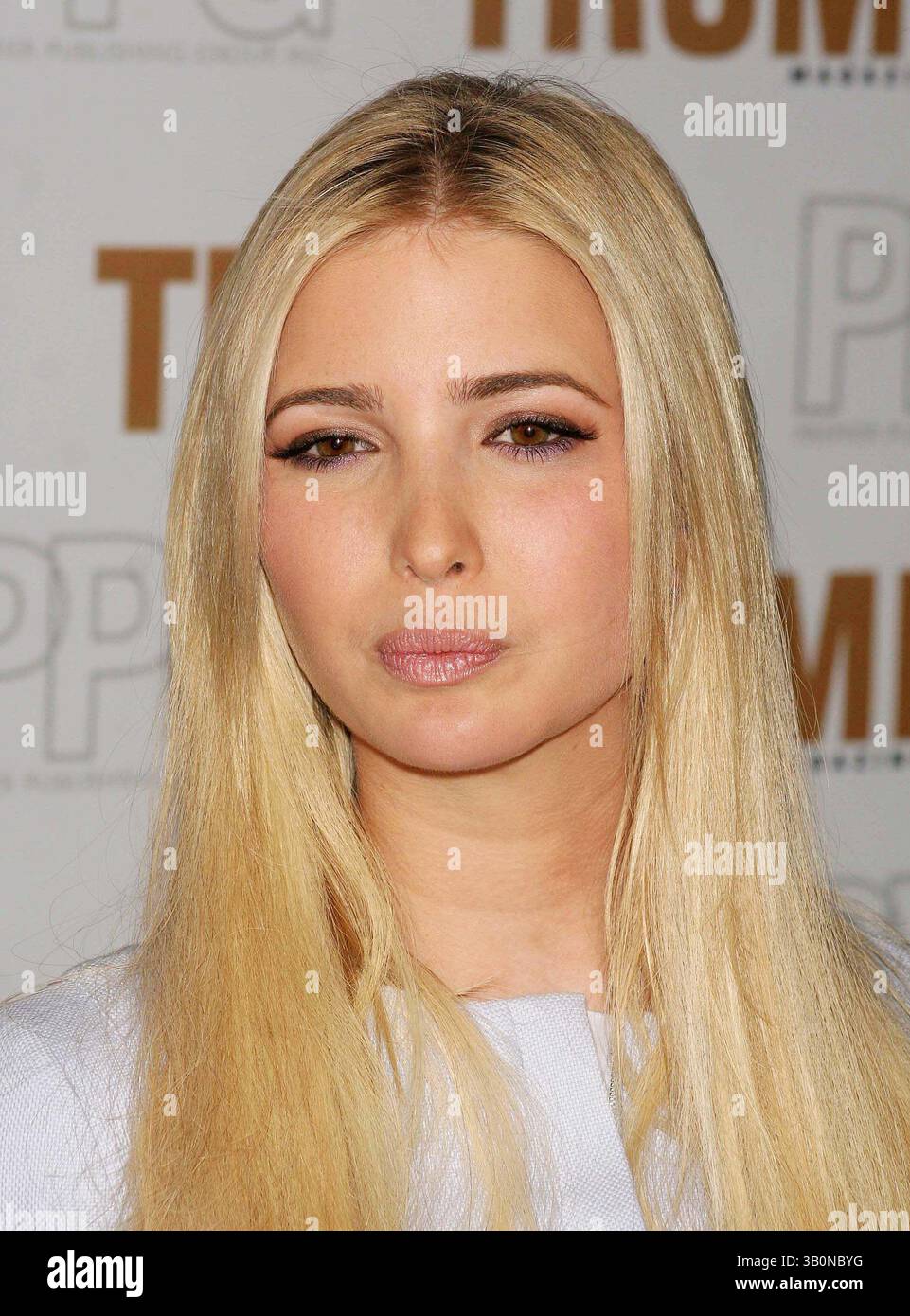 20 septembre 2006 - New York, New York, États-Unis - LE MAGAZINE TRUMP CÉLÈBRE ''LE PUBLIC'' AVEC DONALD ET IVANKA TRUMP. TRUMP TOWER LOWER LEVEL ATRIUM-NYC- 09/20/06.IVANKA TRUMP. - - 2006..I11164JZ(crédit image : © John Zissel/Globe photos/ZUMAPRESS.com) Banque D'Images