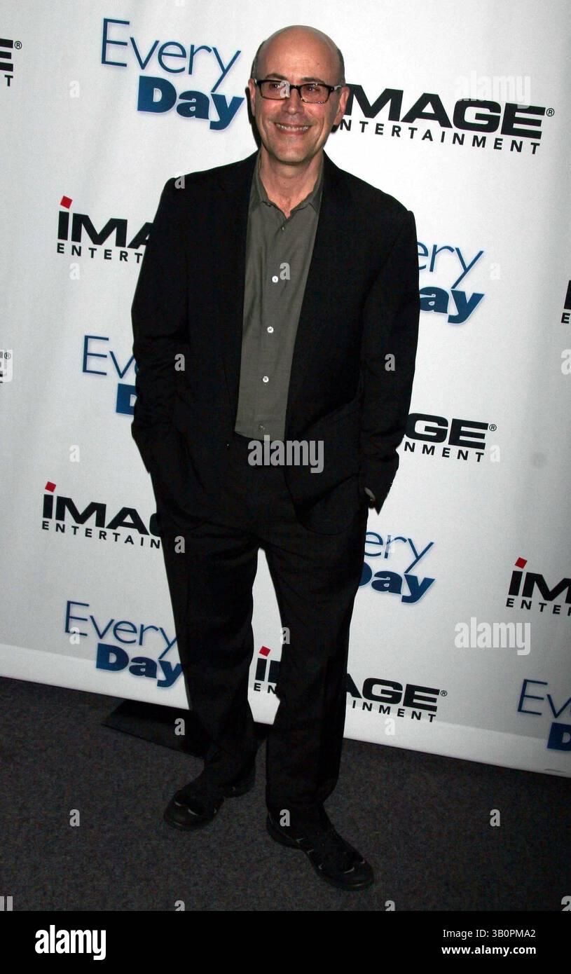 11 janvier 2011 - New York, New York, États-Unis - I14812CHW . ''Every Day'' Los Angeles Premiere . The Landmark Theatre, West Los Angeles, CA. .01/11/11.RICHARD LEVINE - SCÉNARISTE/RÉALISATEUR . 2011 (crédit image : © Henry McGee/Globe photos/ZUMAPRESS.com) Banque D'Images