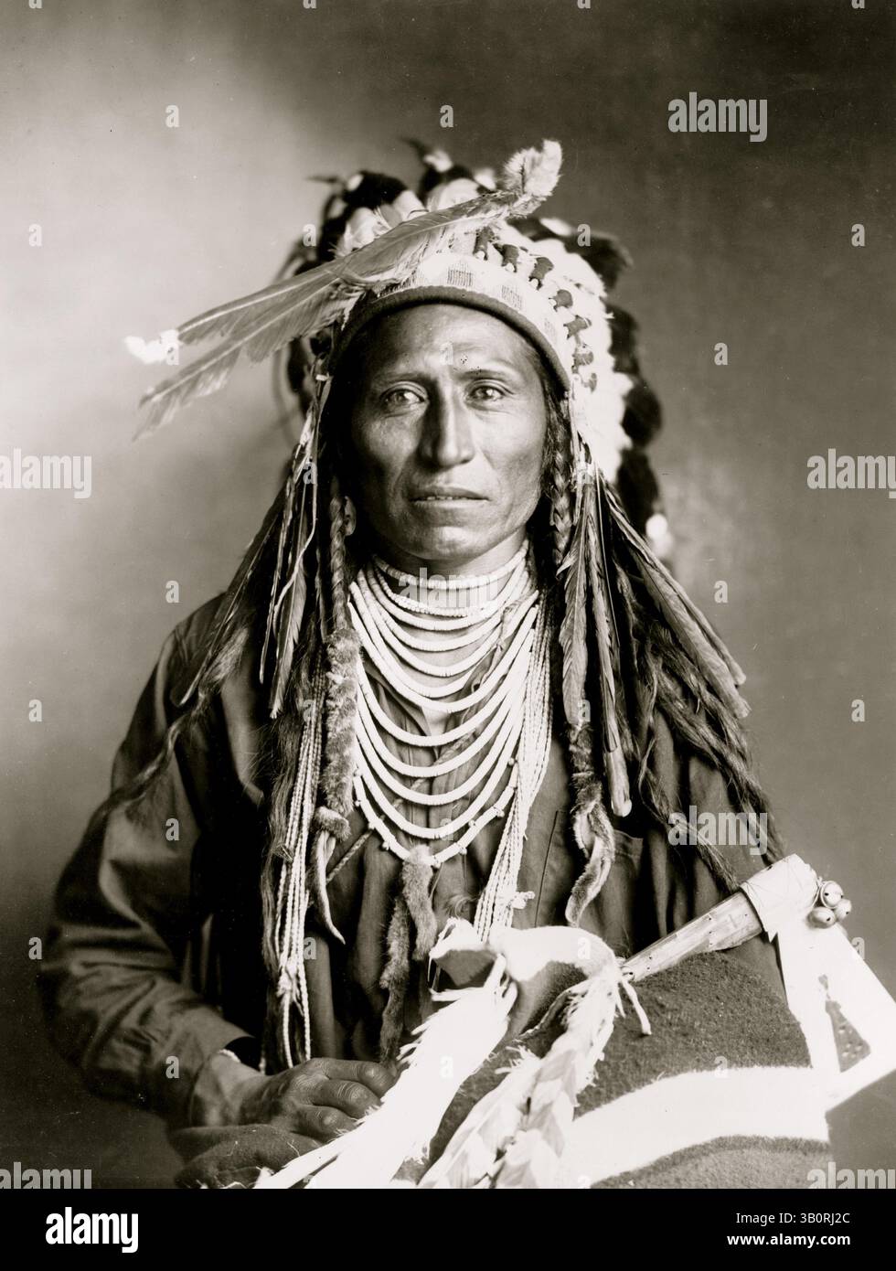 6 juin 1899 - É.-U. - Portrait du chef Heebe-tee-tse, Indien Shoshone. (Crédit image : © BuyEnlarge/ZUMAPRESS.com) Banque D'Images
