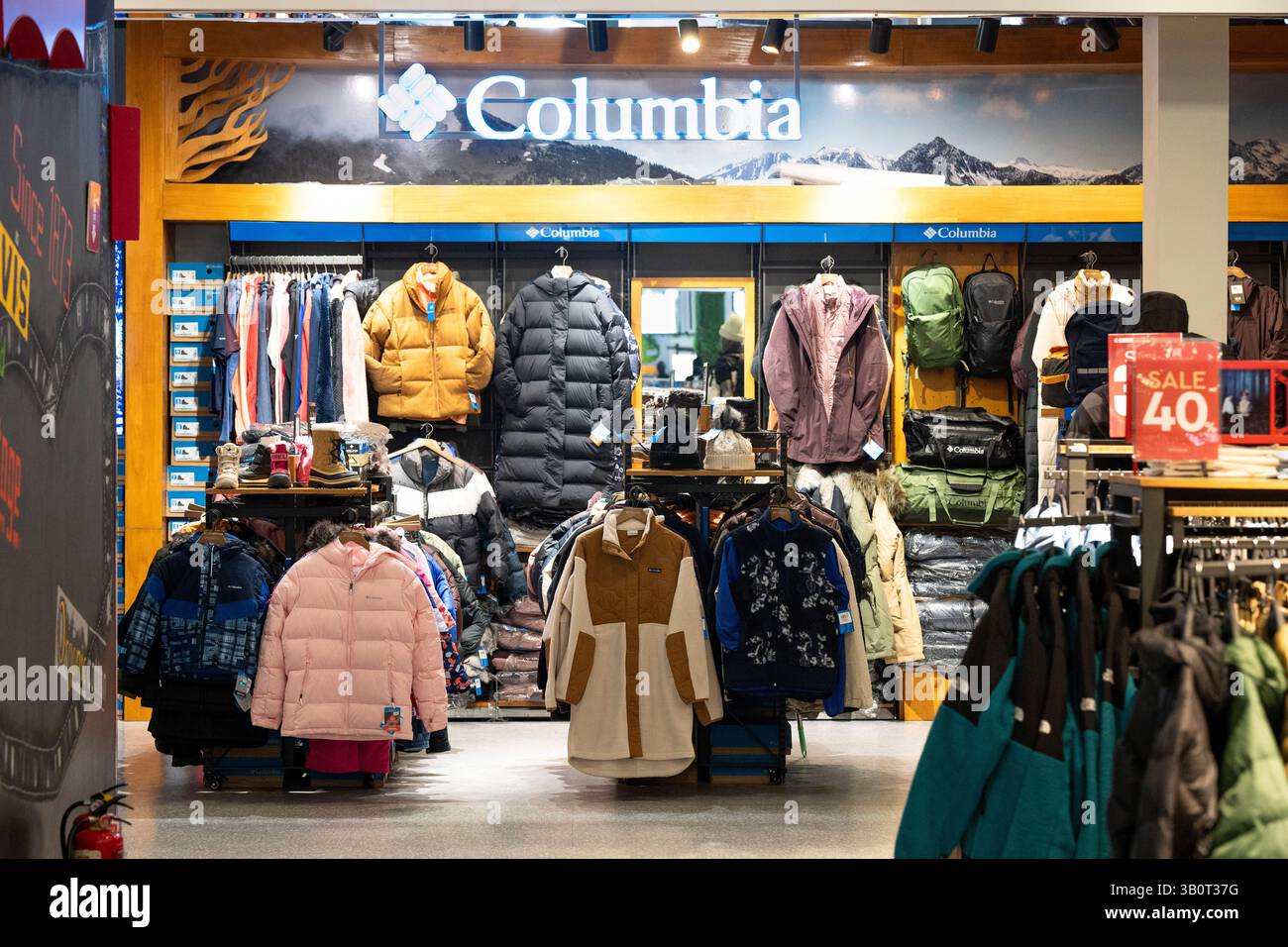 Magasin Columbia de la marque américaine de vêtements de sport à Oulan-Bator, Mongolie. Banque D'Images