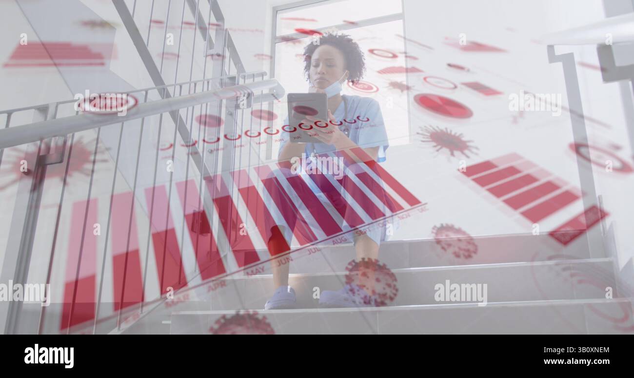 Image de données financières et de cellules virales sur un médecin afro-américain utilisant un smartphone Banque D'Images