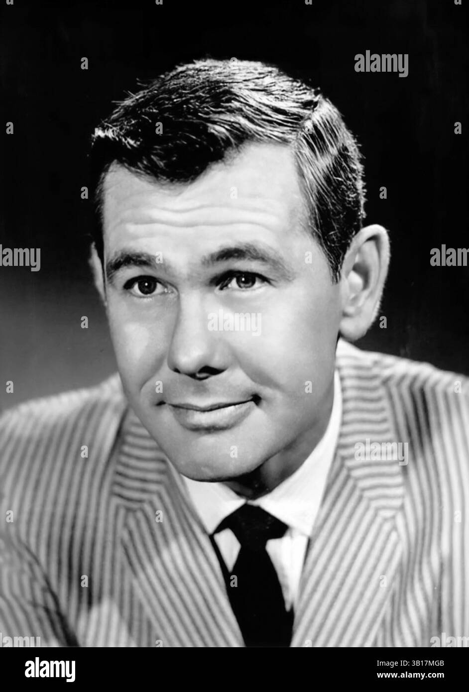 Johnny Carson. Portrait de l'animateur américain, comédien et écrivain John William Carson (1925-2005), photo publicitaire, 1965 Banque D'Images