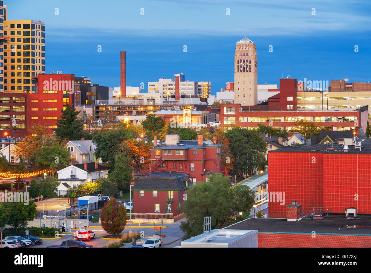 Ann Arbor, Michigan, États-Unis skyline du centre-ville la nuit. Banque D'Images