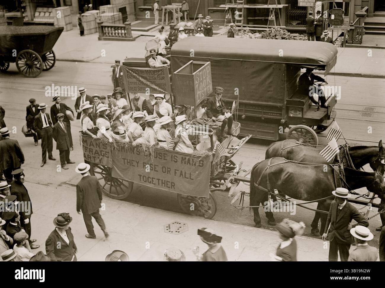 Juin 06, 1914 - New York, NY, États-Unis - chariot tiré par cheval pour transporter des suffragettes pour le Rallye de l'amendement Susan B. Anthony. Date exacte inconnue..(crédit image : © bain News Service/ZUMAPRESS.com) Banque D'Images