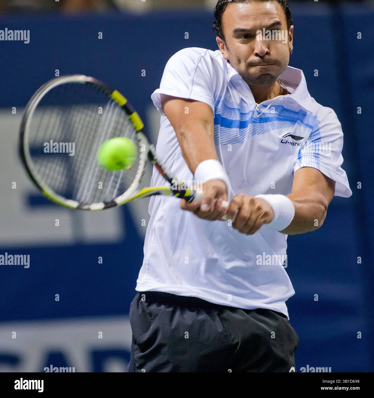 10 février 2011 : le joueur de tennis Brian Dabul en action lors d'un match contre Lleyton Hewitt à la HP Arena de San Jose, Hewitt bat Dabul 3-6, 7-5, 6-3. â© Damon Tarver/Cal Sport Media(image crédit : © Damon Tarver/Cal Sport Media/ZUMAPRESS.com) Banque D'Images