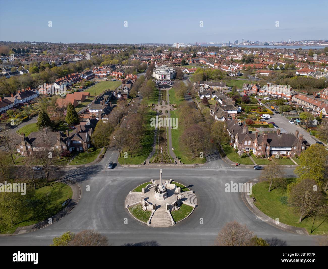 WIRRAL, MERSEYSIDE, ANGLETERRE - 09 AVRIL 2025 : Lady lever Art Gallery and War Memorial au centre de Port Sunlight, Wirral, Merseyside, Angleterre Banque D'Images