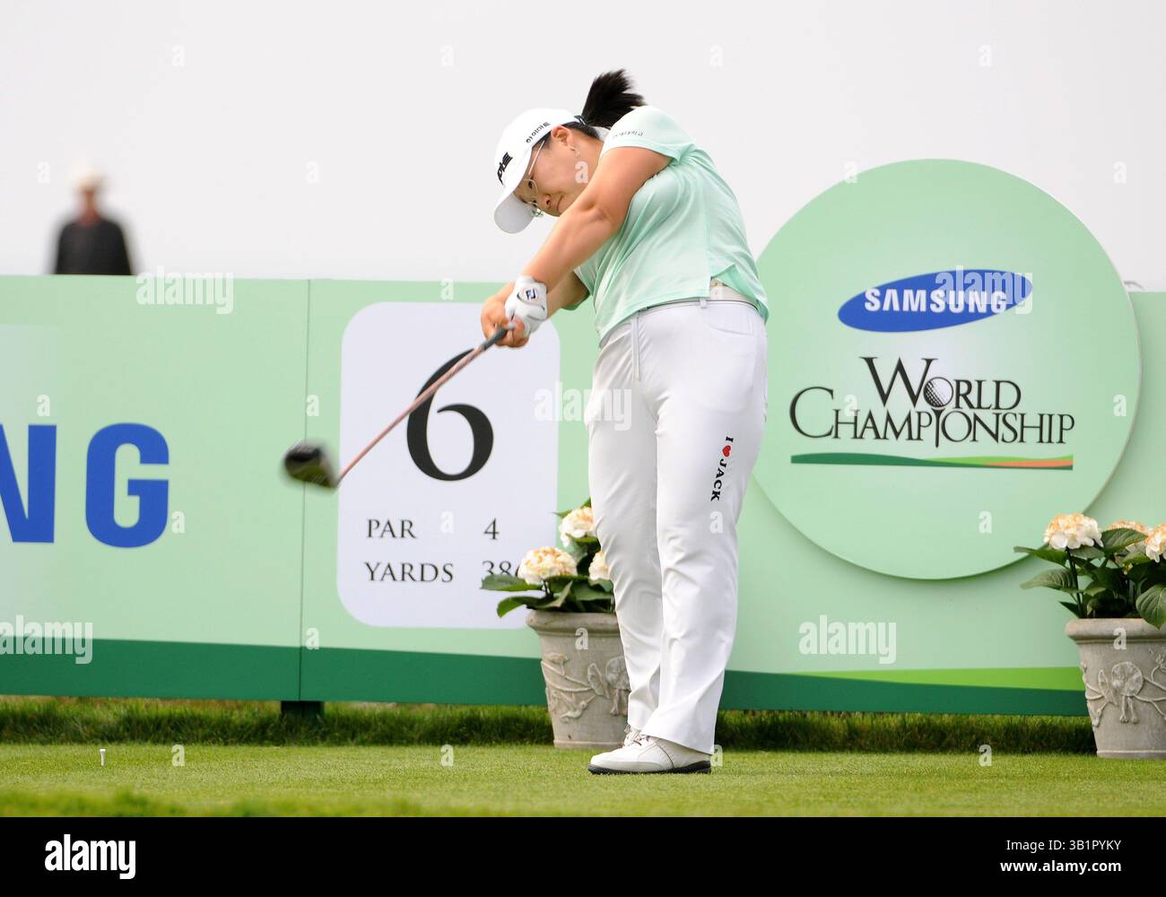 3 octobre 2008 : Ji-Yai Shin, de Corée du Sud, effectue le 6e trou lors de la deuxième manche du Championnat du monde Samsung au Half Moon Bay Golf Links Ocean course à Half Moon Bay, Californie John Green/CSM Banque D'Images