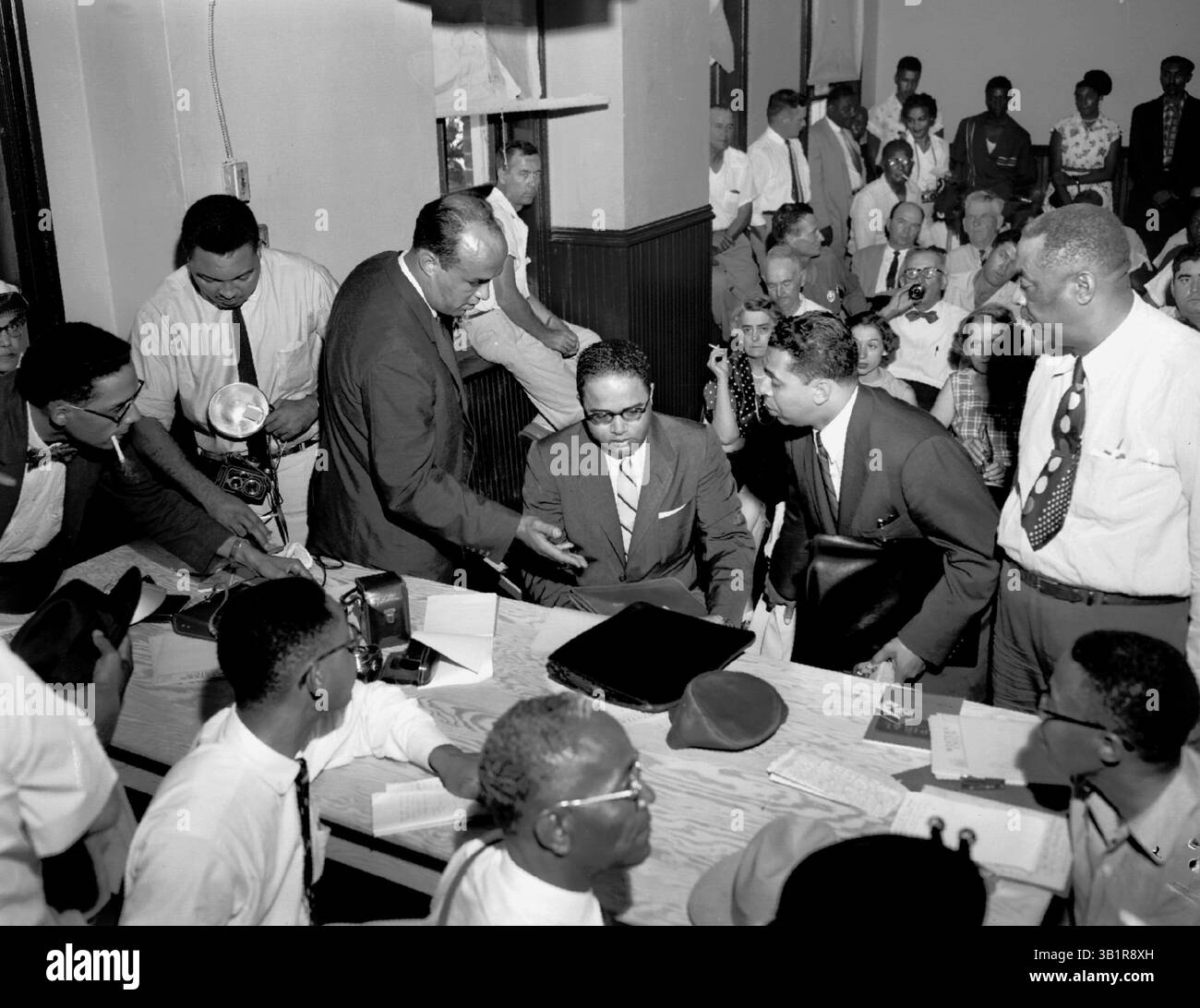 20 septembre 1955 - Sumner, MS, États-Unis - le représentant Charles C ...