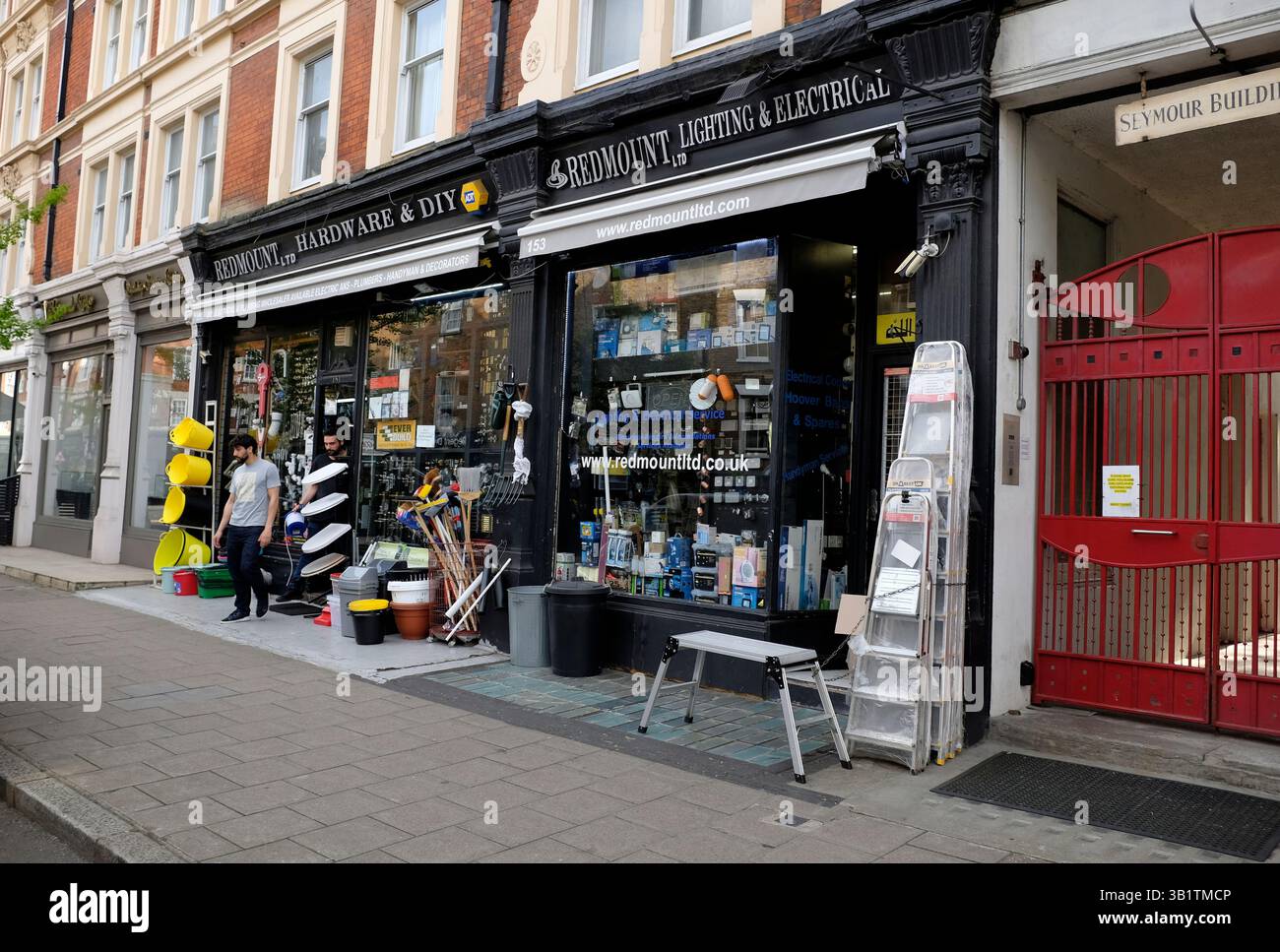Redmount DIY éclairage et électricité, quincaillerie, 151-155 Seymour place, Londres W1H 4PF Royaume-Uni Banque D'Images