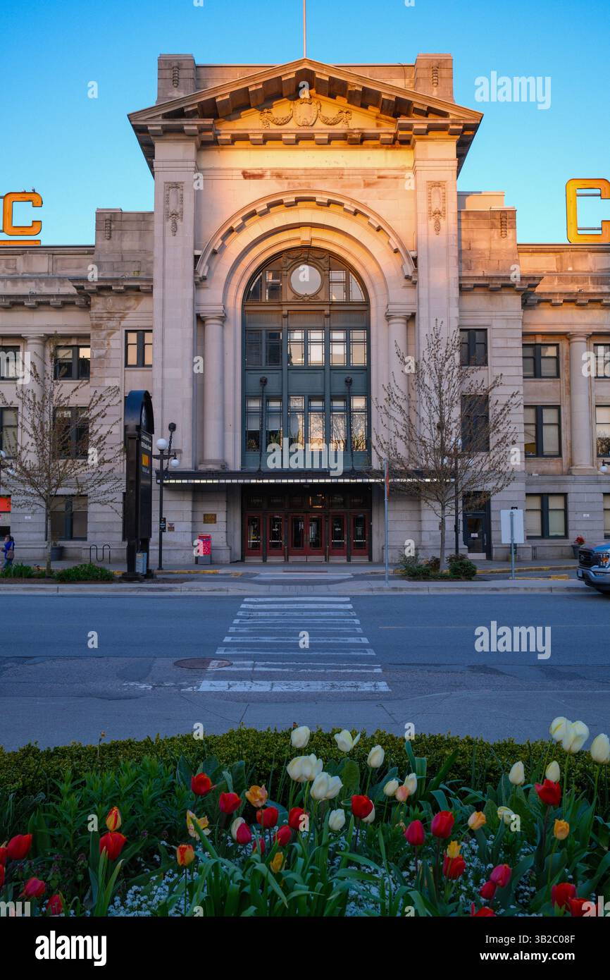 Pacific Central Station, qui offre un service de bus et de train, à Vancouver, en Colombie-Britannique. Banque D'Images