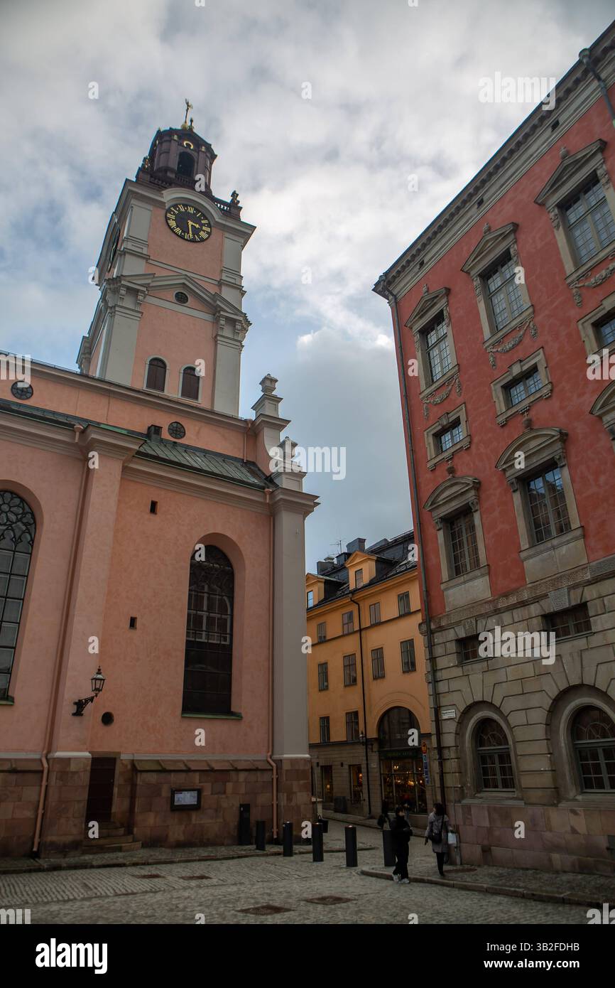 Die Nikolaikirche à Stockholm Schweden . Die Große Kirche Storkyrkan ist die evangelisch-lutherische Kathedrale in der schwedischen Hauptstadt Stockholm. Stockholm *** : Église Nicolas à Stockholm Suède la Grande Église Storkyrkan est la cathédrale évangélique luthérienne de la capitale suédoise Stockholm Stockholm Banque D'Images
