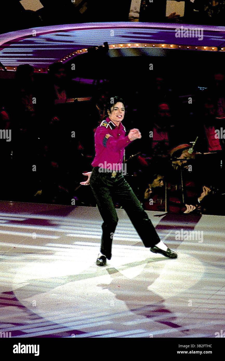 4 mai 2015 - Landover, Maryland, États-Unis d'Amérique - Landover, Maryland 1-19-1993.Michael Jackson se produit sur scène pour la ''Réunion américaine'' le 52e Gala inaugural qui s'est tenu à la U.S. Arena en l'honneur du président William Jefferson Clinton..crédit : Mark Reinstein (crédit image : © Mark Reinstein via ZUMA Wire) Banque D'Images