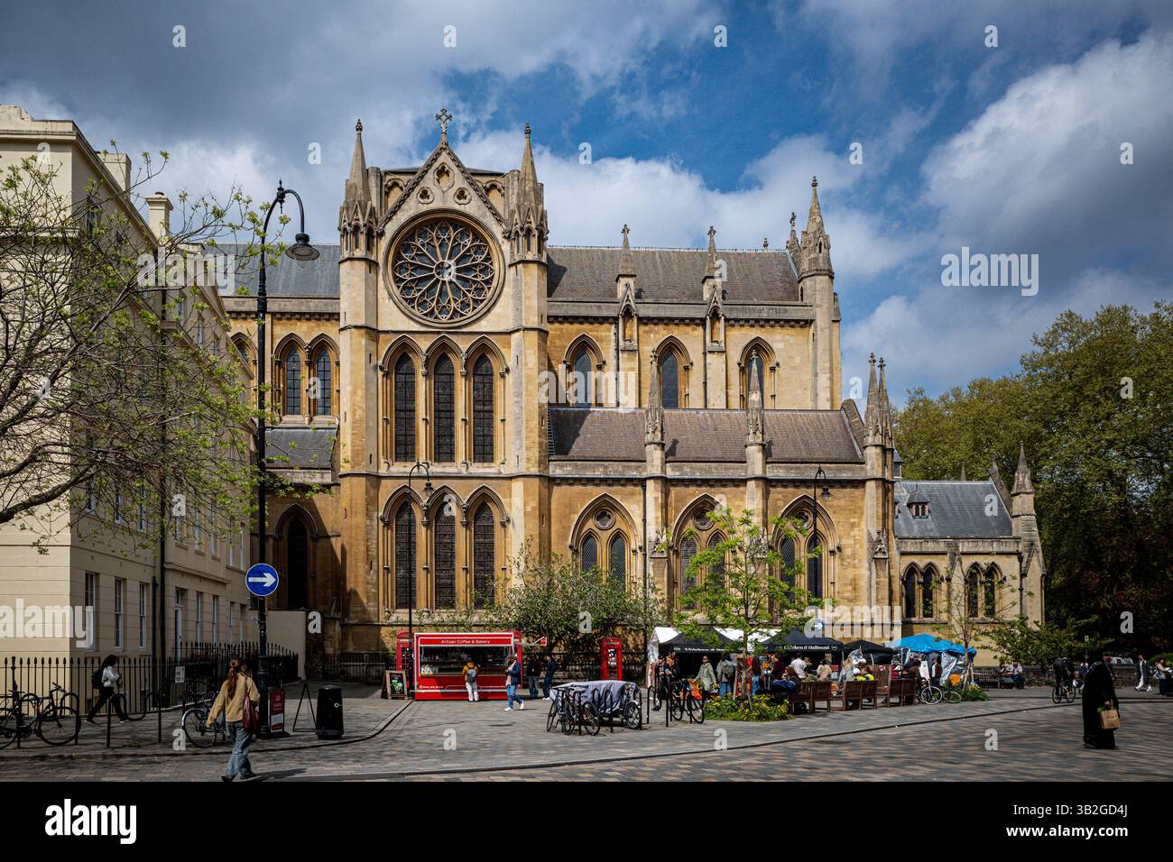 L'église du Christ le Roi sur Gordon Square Bloomsbury Londres. Église classée grade I. Achevé en 1856, l'architecte Raphael Brandon. Banque D'Images