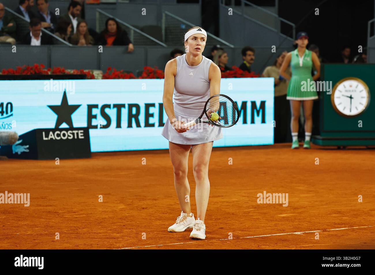 Madrid, Espagne. 27 avril 2025. Elina Svitolina (UKR) Tennis : Elina Svitolina lors de la ronde simple de 32 match contre Elena Rybakina sur le WTA tour 1000 tournois Mutua Madrid Open tournoi de tennis à la Caja Magica de Madrid, Espagne . Crédit : Mutsu Kawamori/AFLO/Alamy Live News Banque D'Images