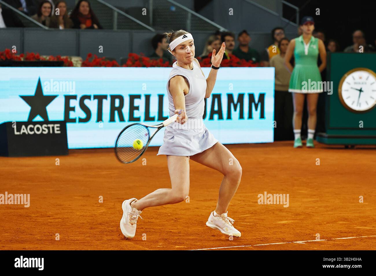 Madrid, Espagne. 27 avril 2025. Elina Svitolina (UKR) Tennis : Elina Svitolina lors de la ronde simple de 32 match contre Elena Rybakina sur le WTA tour 1000 tournois Mutua Madrid Open tournoi de tennis à la Caja Magica de Madrid, Espagne . Crédit : Mutsu Kawamori/AFLO/Alamy Live News Banque D'Images