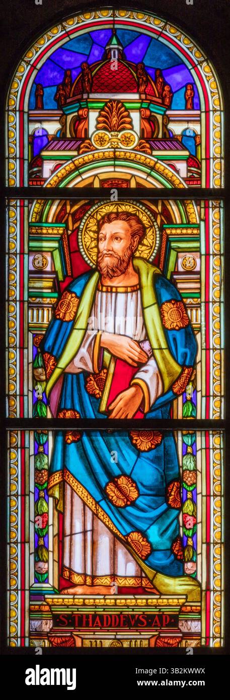 FLORENCE, ITALIE - 20 MARS 2025 : le nouveau Thaddeus l'Apôtre dans l'église Chiesa di Sacro Cuore di Gesu de Rodolfo Fanfani (1899-1973). Banque D'Images