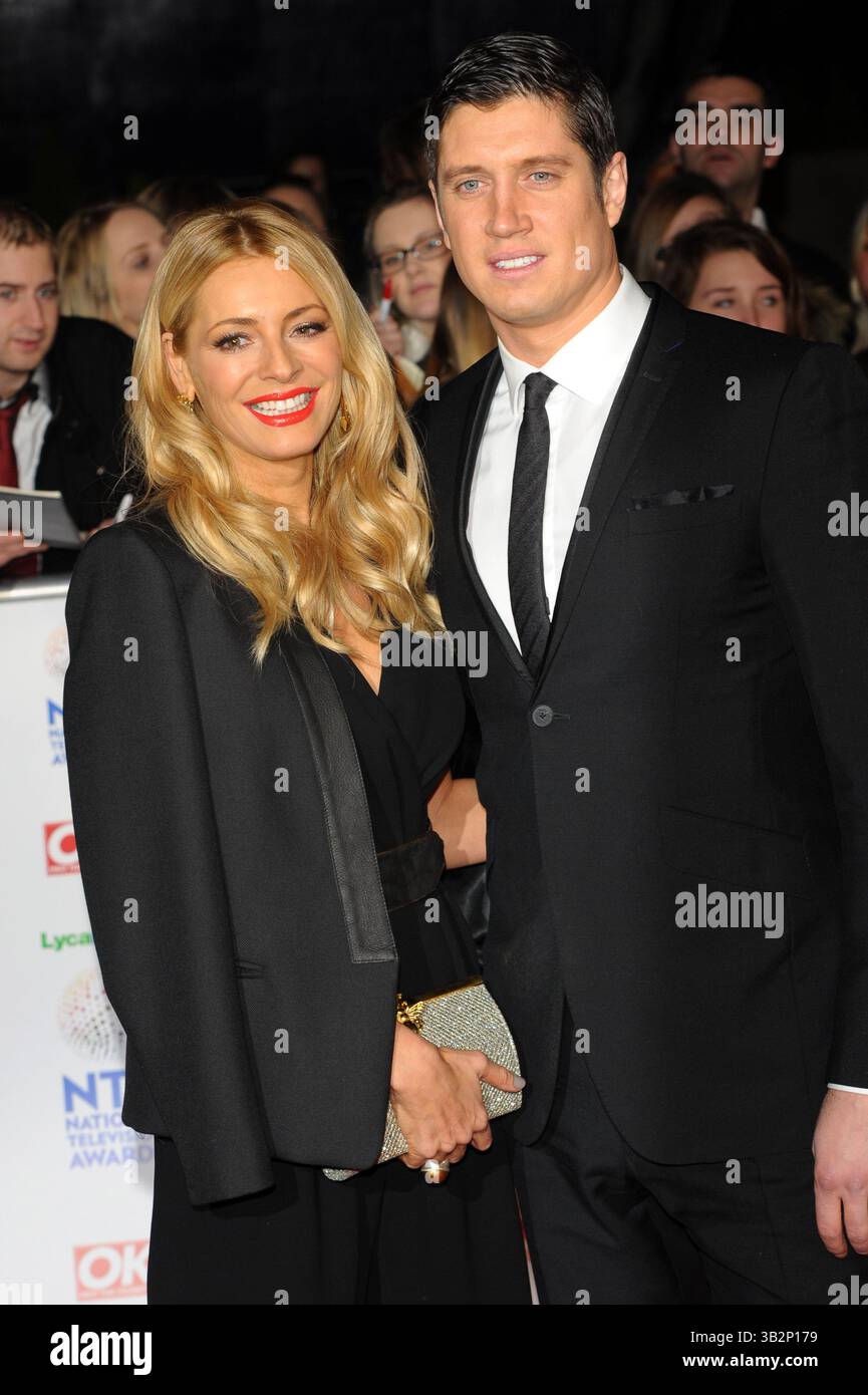 Tess Daly et Vernon Kaye assistent aux National Television Awards à 02 Arena le 22 janvier 2014 à Londres, en Angleterre Banque D'Images