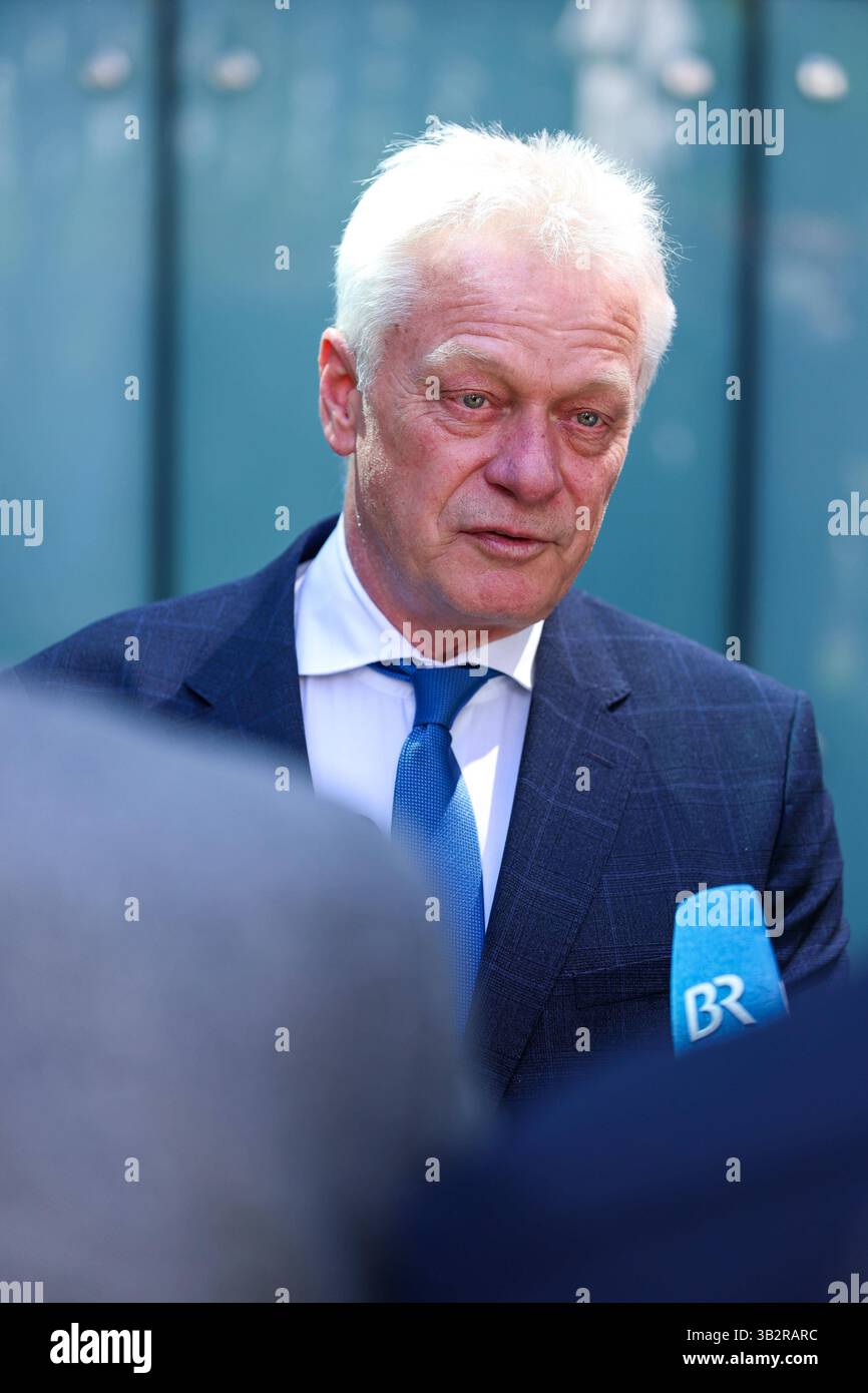 Pressekonferenz nach Sitzung des CSU-Vorstands AM 28.04.2025 in der CSU Landesleitung in München Alois Rainer Landwirtschaftsminister Deutschland *** Conférence de presse après la réunion du Comité exécutif de la CSU le 28 avril 2025 au bureau régional de la CSU à Munich Alois Rainer Ministre de l'Agriculture Allemagne xMSx Banque D'Images