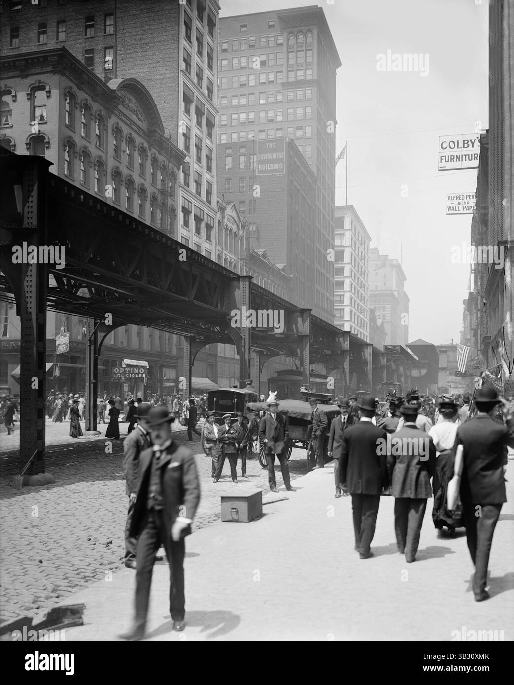 Dec. 29, 2015 - scène de rue et train élevé, Wabash Avenue, Chicago, Illinois, États-Unis, circa 1907 (crédit image : © Glasshouse via ZUMA Wire) Banque D'Images