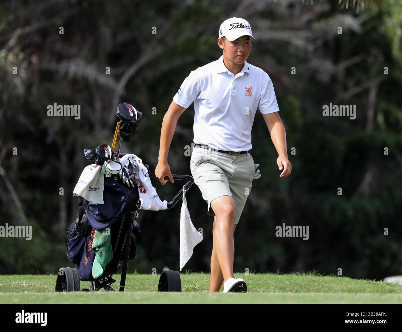 28 décembre 2017 : Jerry Ji (pays-Bas) marche sur le terrain au 54e Championnat International de Golf Junior Orange Bowl au Biltmore à Coral Gables, en Floride. Mario Houben/CSM(image de crédit : &copy ; Mario Houben/CSM via ZUMA Wire) Banque D'Images