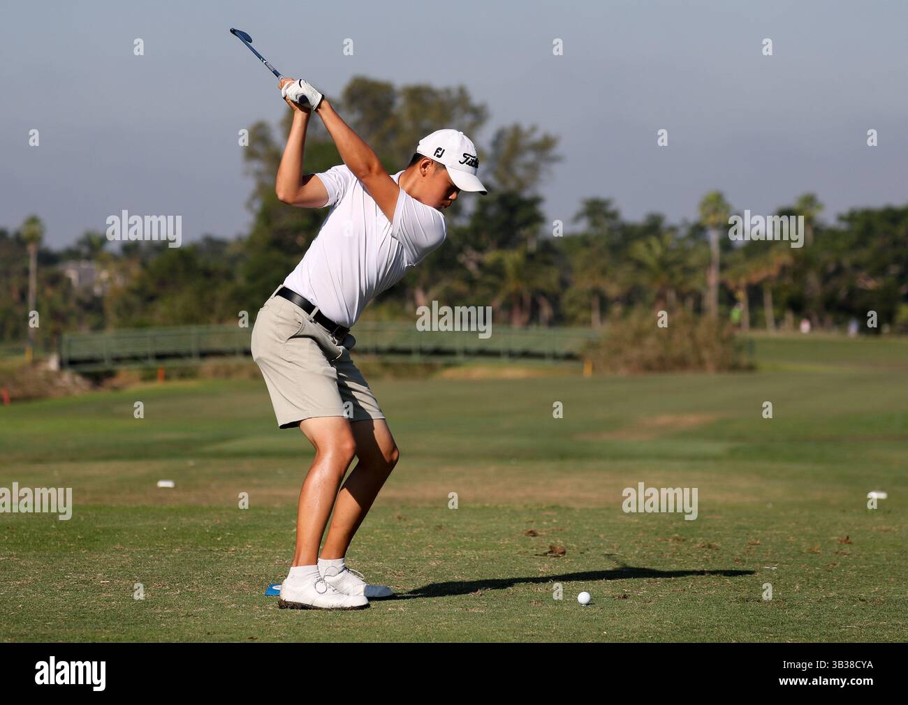 29 décembre 2017 : Jerry Ji (pays-Bas) joue un tir au 54e Championnat International de Golf Junior Orange Bowl au Biltmore à Coral Gables, en Floride. Mario Houben/CSM(image de crédit : &copy ; Mario Houben/CSM via ZUMA Wire) Banque D'Images