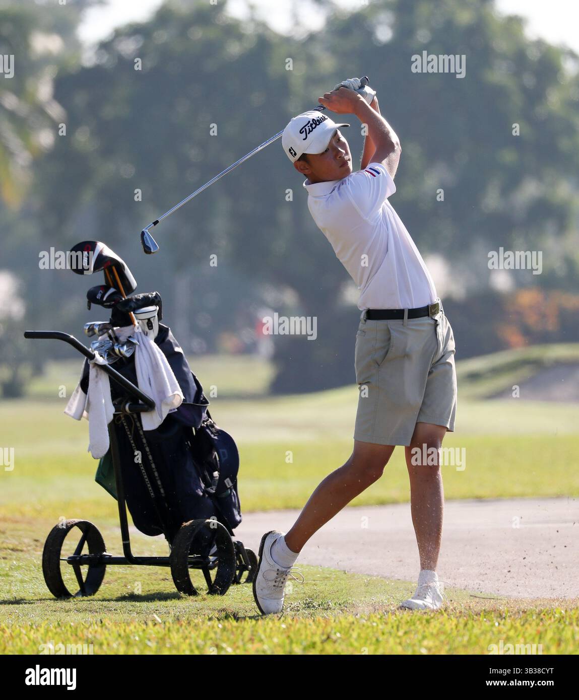 29 décembre 2017 : Jerry Ji (pays-Bas) joue un tir au 54e Championnat International de Golf Junior Orange Bowl au Biltmore à Coral Gables, en Floride. Mario Houben/CSM(image de crédit : &copy ; Mario Houben/CSM via ZUMA Wire) Banque D'Images