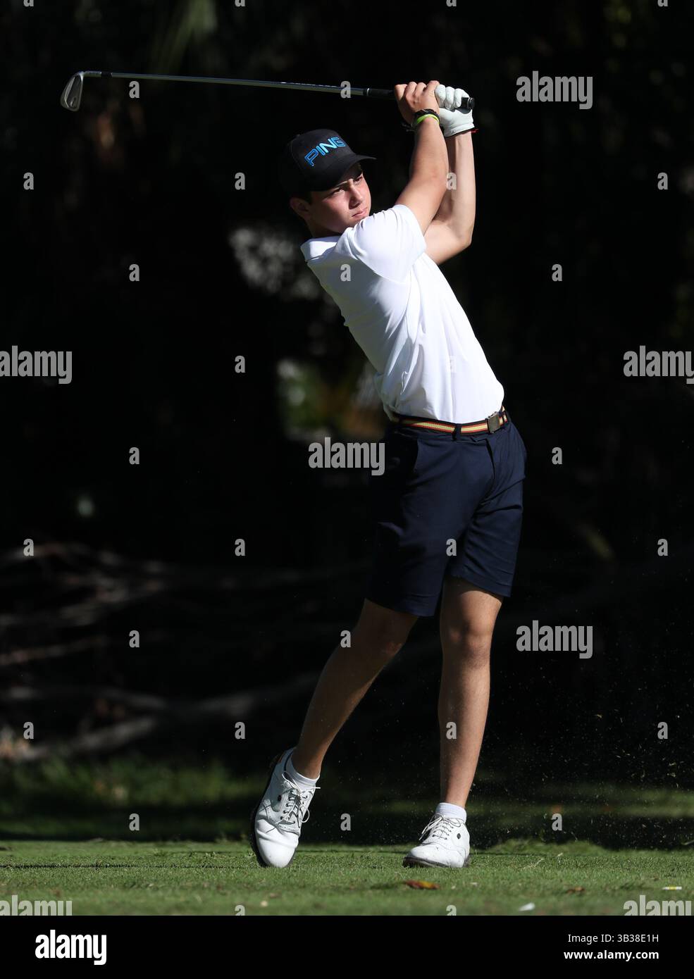 29 décembre 2017 : Jose Luis Ballester (Espagne) joue un tir au 54e Championnat International de Golf Junior Orange Bowl au Biltmore à Coral Gables, en Floride. Mario Houben/CSM(image de crédit : &copy ; Mario Houben/CSM via ZUMA Wire) Banque D'Images