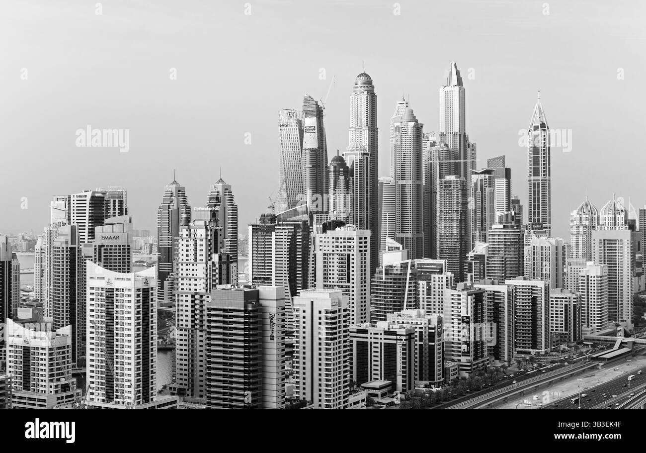 Marina de Dubaï au crépuscule Banque D'Images