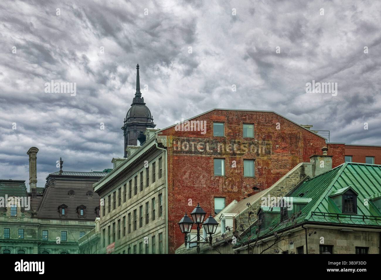Hôtel Nelson - sous un ciel orageux Banque D'Images