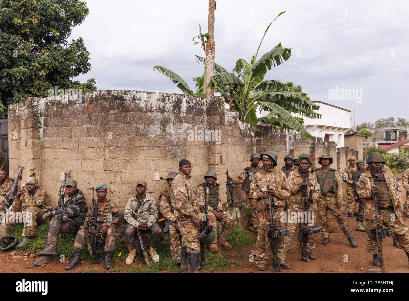 Beni, Congo. 29 avril 2025. Forces armées et photo à Beni, province du Nord-Kivu, RDC Congo, mardi 29 avril 2025. Le ministre belge Prevot est en mission diplomatique en Afrique de l’est et en Afrique centrale du 25 au 29 avril pour contribuer à une solution durable du conflit dans l’est de la République démocratique du Congo. Il se rendra en Ouganda, au Burundi et en République démocratique du Congo. BELGA PHOTO NICOLAS MAETERLINCK crédit : Belga News Agency/Alamy Live News Banque D'Images