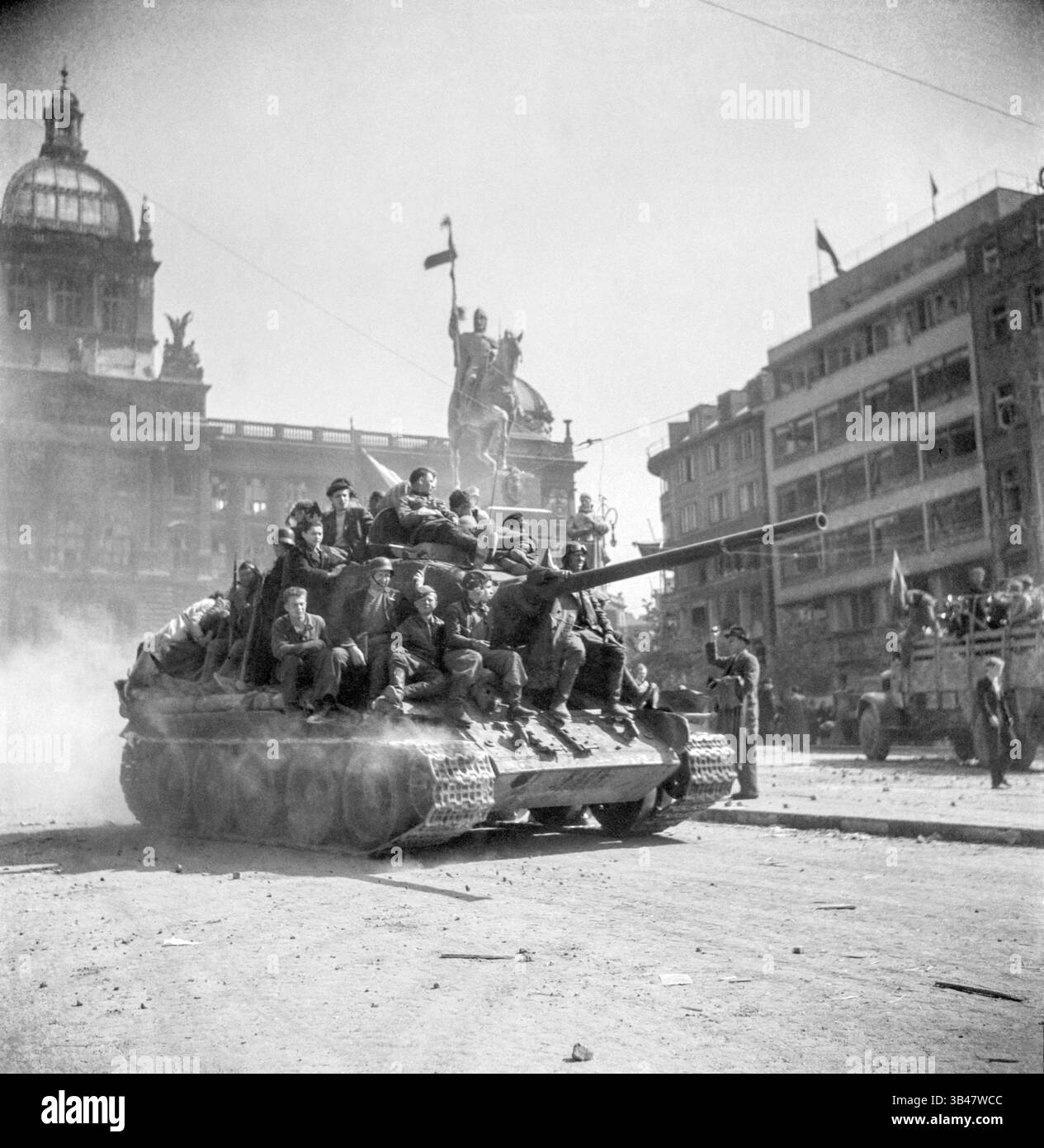 ***MAI 1945 FILE PHOTO***libération de Prague par l'Armée rouge, Protectorat de Bohême et Moravie, Tchécoslovaquie, 9 mai 1945. (CTK photo/CTK) Banque D'Images