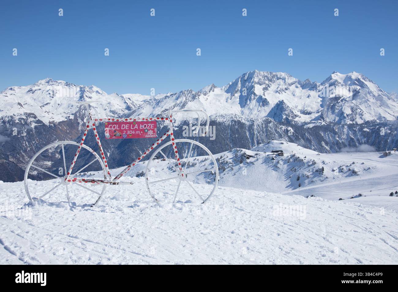 Vélo à pois au Col de la Loze, Courchevel Banque D'Images