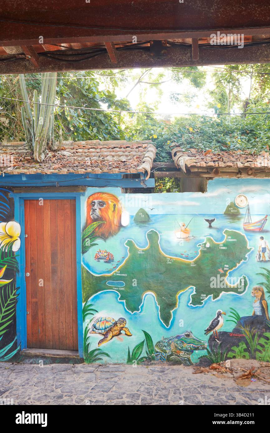 Une carte d'art mural de la péninsule de Buzios, Rua das Piedras, Buzios, État de Rio de Janeiro, Brésil. Banque D'Images