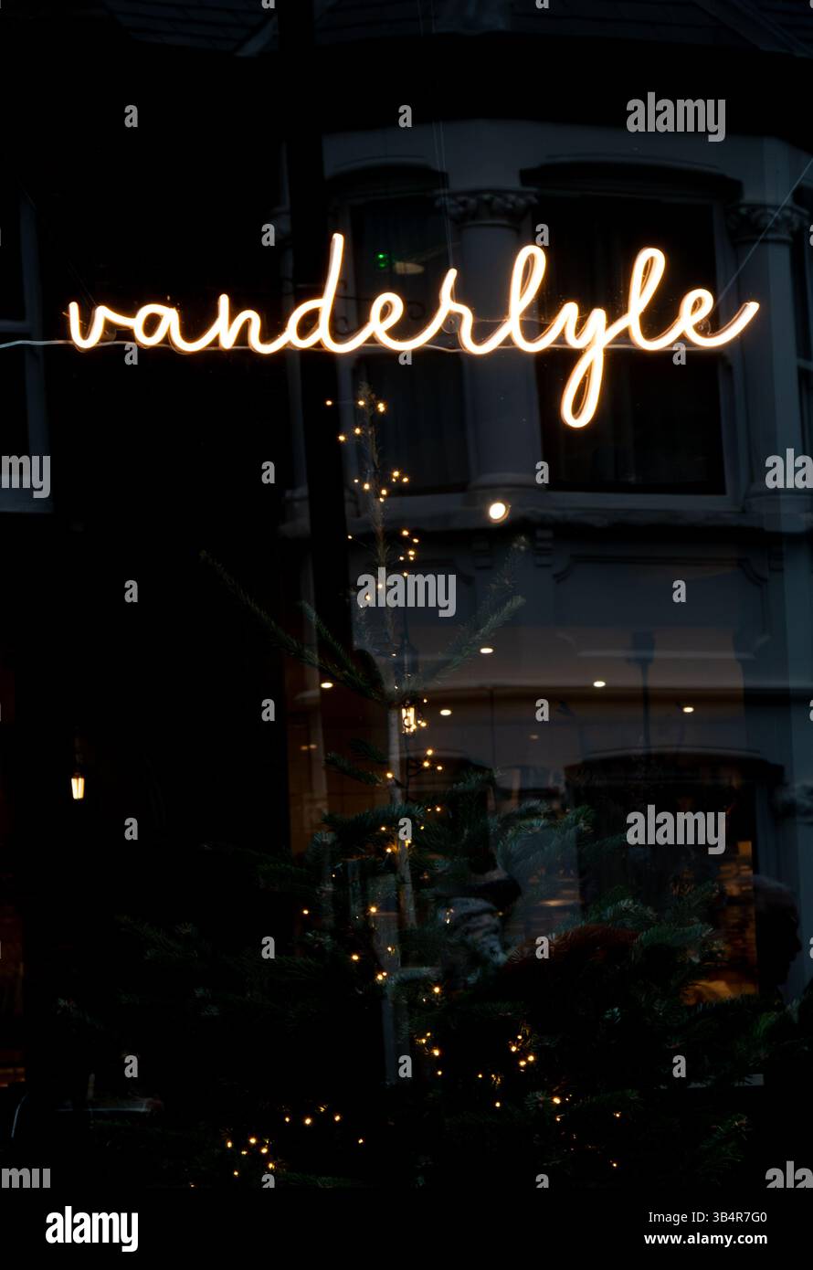 Le panneau pour le restaurant Vanderlyle sur Mill Road, Cambridge, Angleterre, Royaume-Uni Banque D'Images