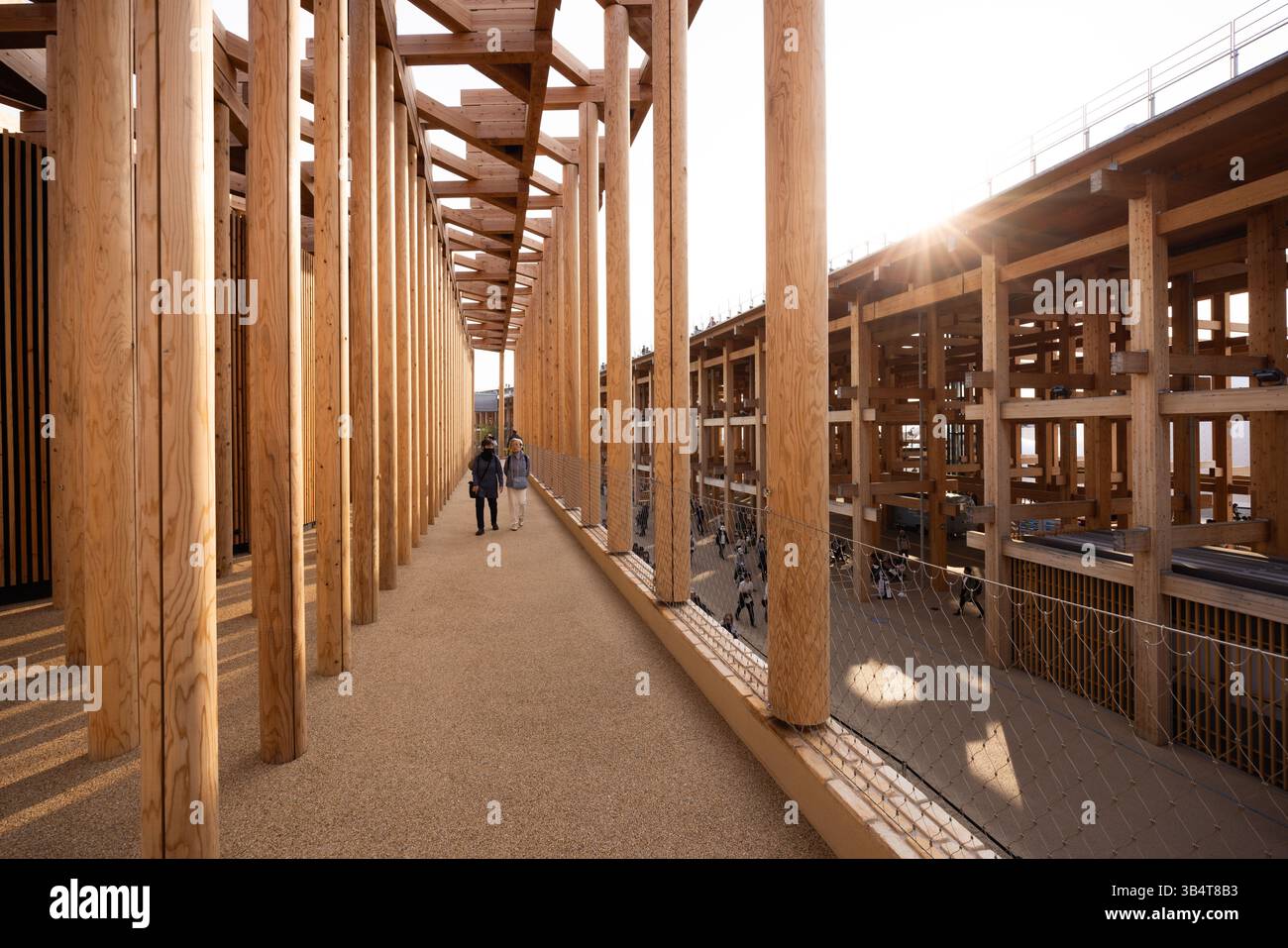 Pavillon Ouzbékistan à l'Expo 2025 Osaka, conçu par l'Atelier Brückner Banque D'Images Pavillon Ouzbékistan à l'Expo 2025 Osaka, conçu par l'Atelier Brückner Banque D'Images
