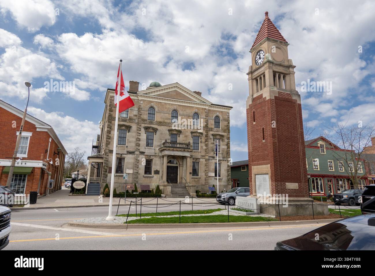 Palais de justice du district de Niagara, rue Queen, lieu historique national du Canada, ancien palais de justice Niagara-on-the-Lake, 23 avril 2025 photo stock Banque D'Images