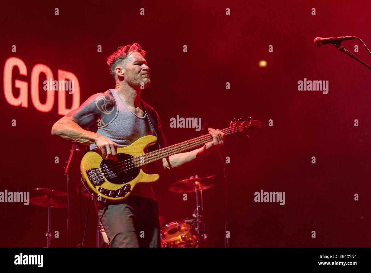 11 juillet 2022, Chicago, Illinois, États-Unis : TIM COMMERFORD de Rage Against the machine lors de la tournée d'annonce de service public au United Center à Chicago, Illinois (image crédit : © Daniel DeSlover/ZUMA Press Wire) Banque D'Images 11 juillet 2022, Chicago, Illinois, États-Unis : TIM COMMERFORD de Rage Against the machine lors de la tournée d'annonce de service public au United Center à Chicago, Illinois (image crédit : © Daniel DeSlover/ZUMA Press Wire) Banque D'Images